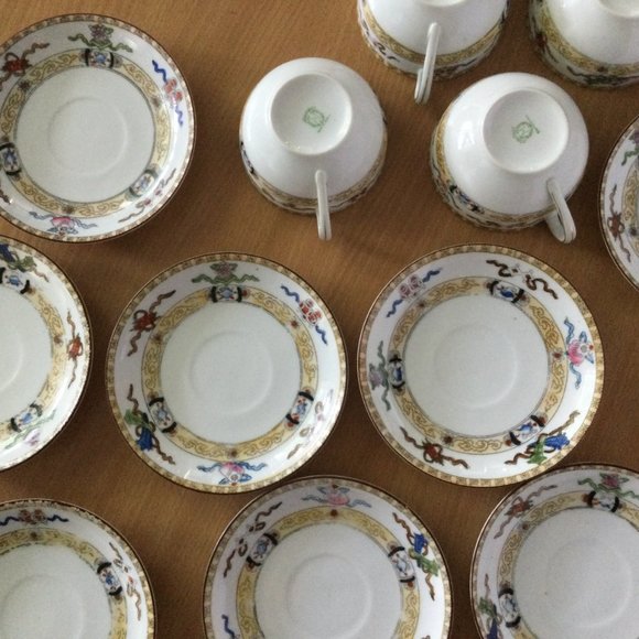 18pcs Hand painted Noritake Green M in wreath mark 8 cups & 10 saucers eggshell - Picture 10 of 12